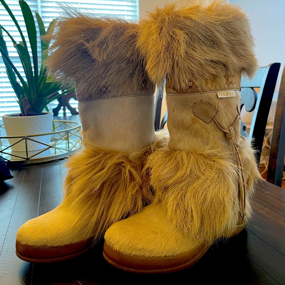 Tecnica Skandia women's BEIGE fur boots